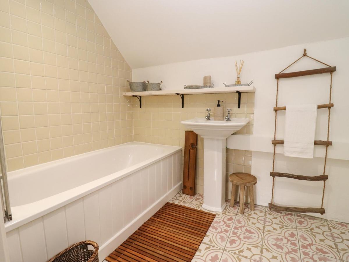 Hobbes Cottage Malmesbury Zewnętrze zdjęcie